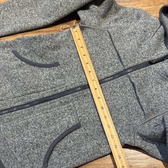 Ivivva by Lululemon Gray Kids full zip Hoodie - Picture 5 of 11
